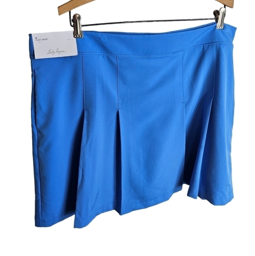 NWT Lady Hagen Preppy Blue Off to the Races Pleated Golf Skort, size 16